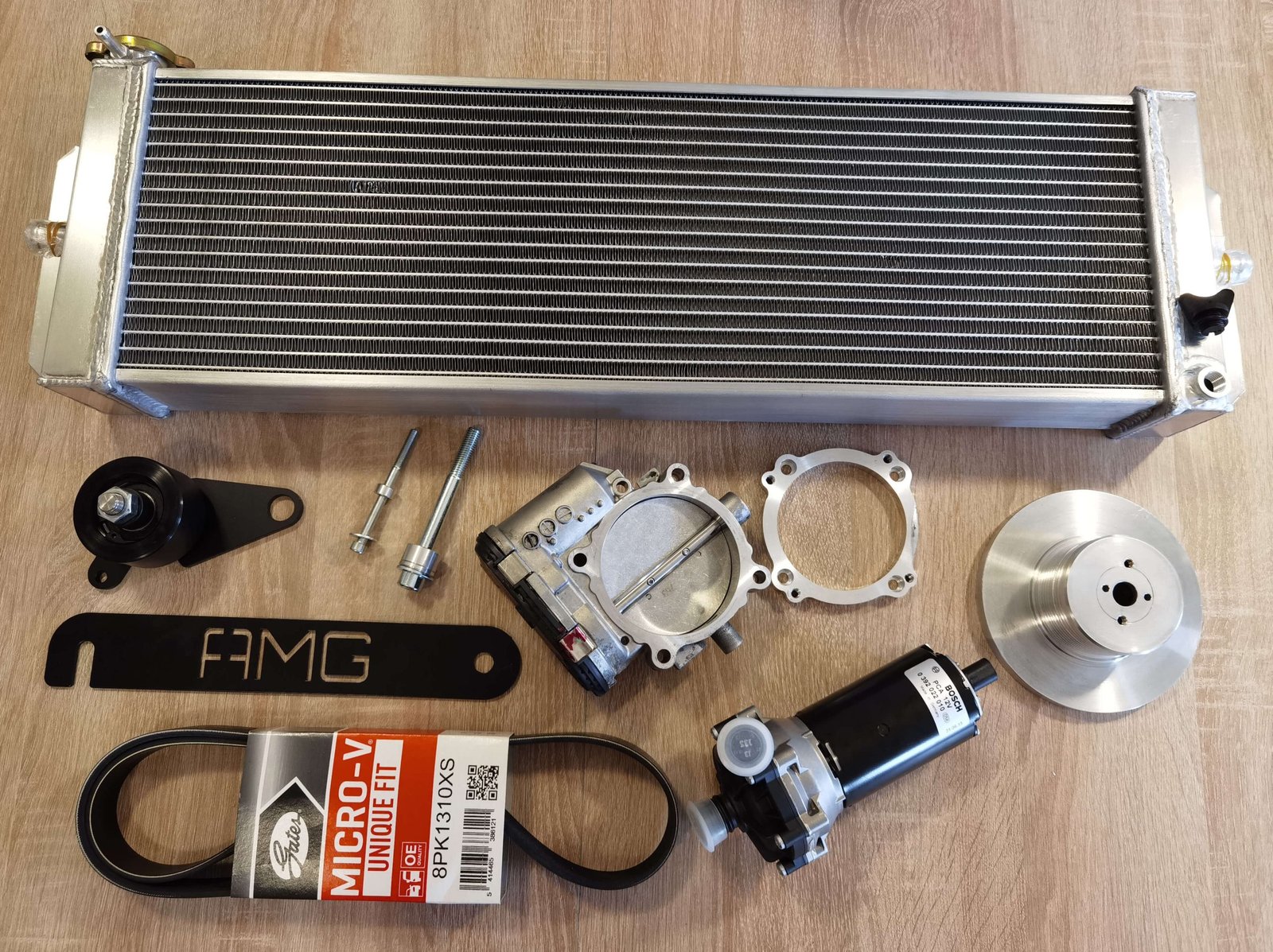 Mercedes M113K 55 AMG Kompressor Performance Kit 625 hp