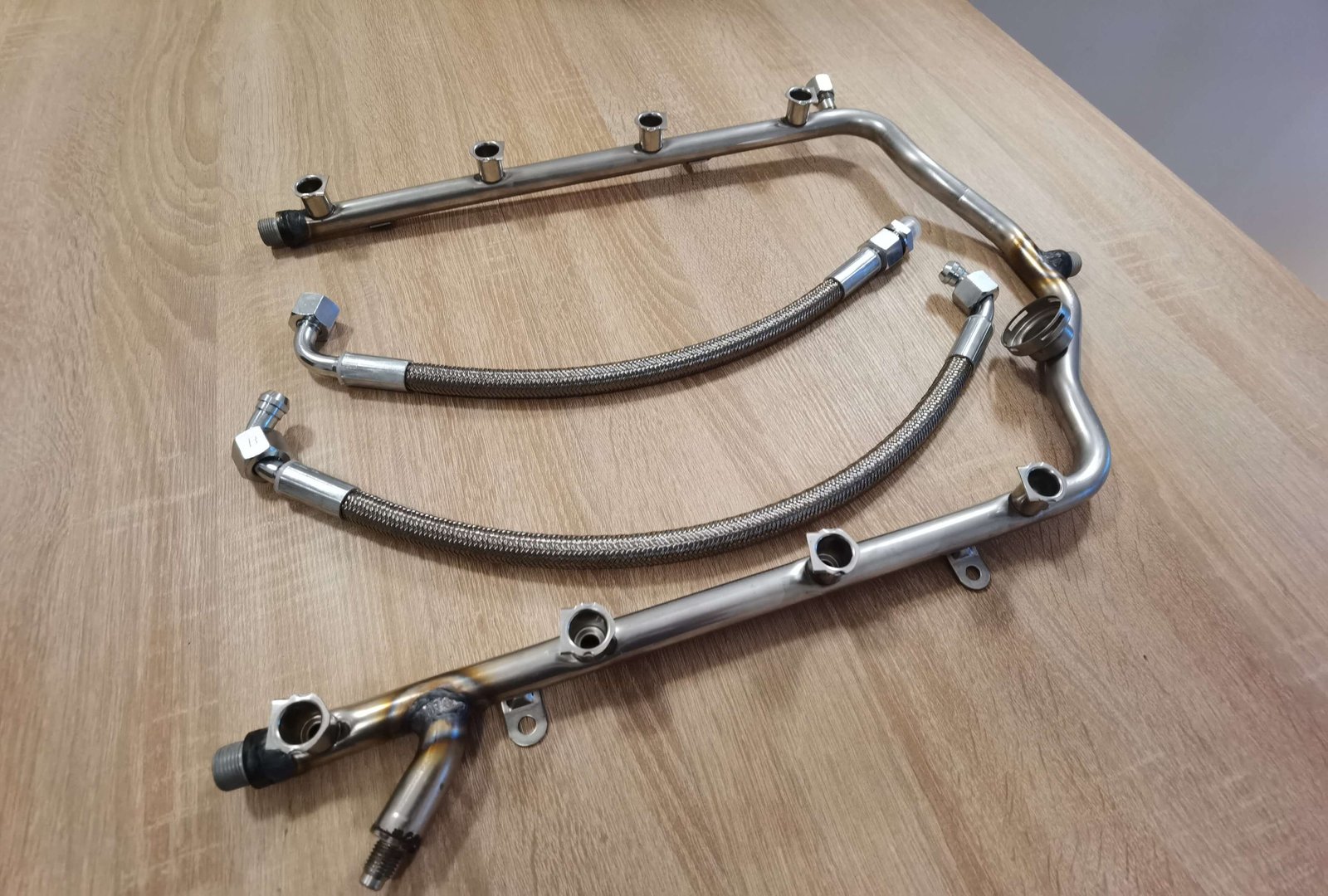 Looped Fuel Rail Mercedes M113K 55 AMG Kompressor + Returning Core - Image 2