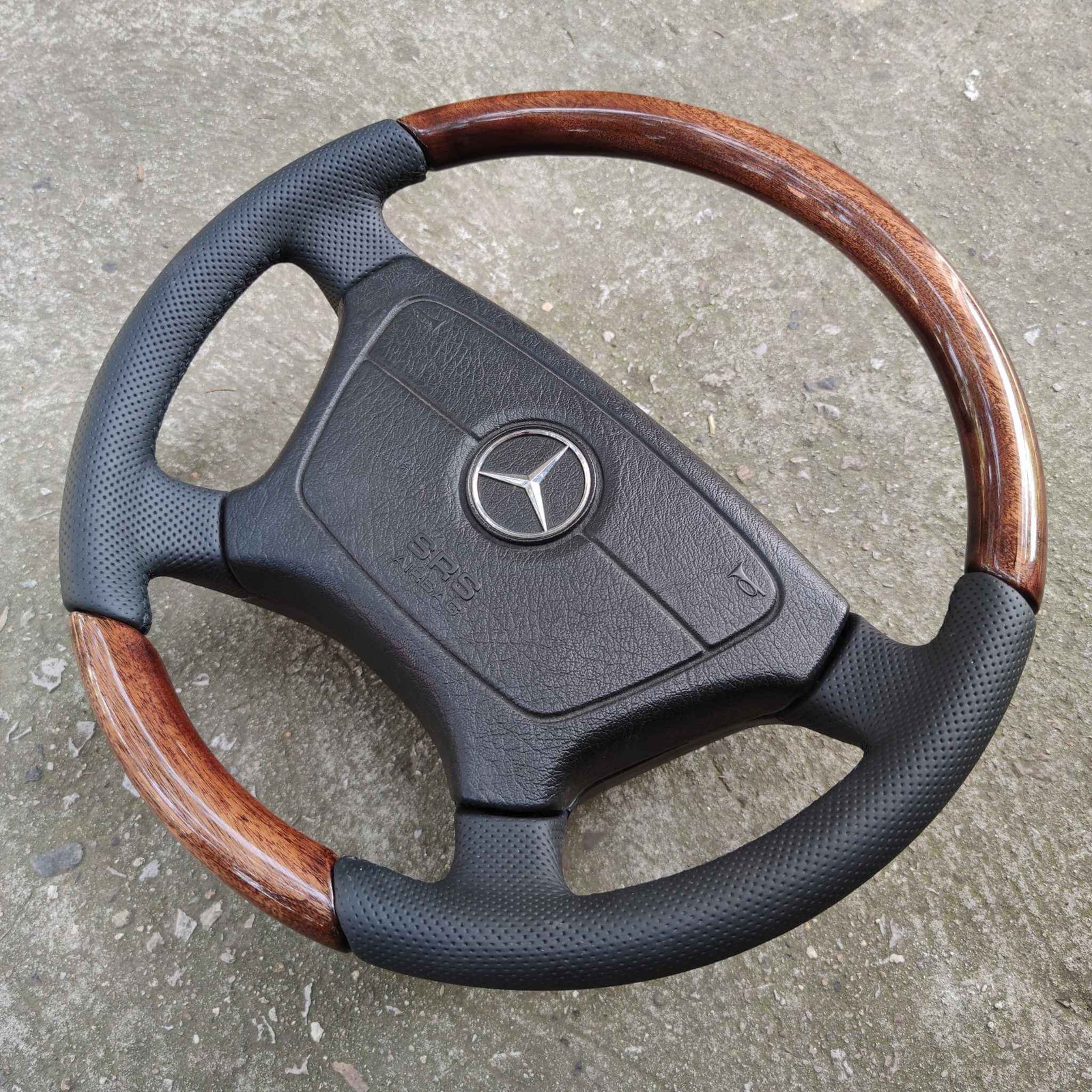 Mercedes R129 W124 W202 W210 W140 Wood Steering wheel with Perforated Leather - Image 3