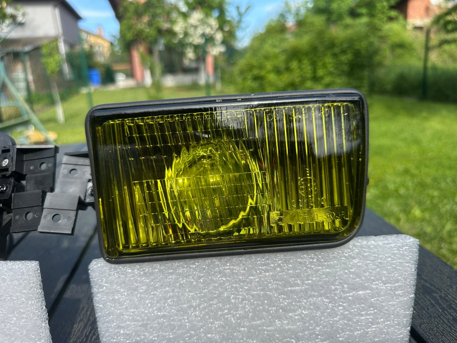 BMW E34 Yellow Euro Fog Lights L+R - Image 2