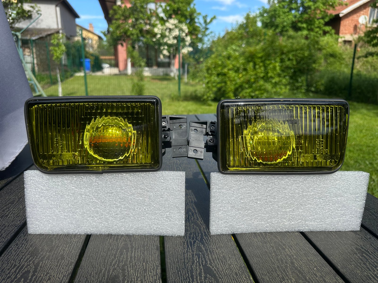 BMW E34 Yellow Euro Fog Lights L+R - Image 3