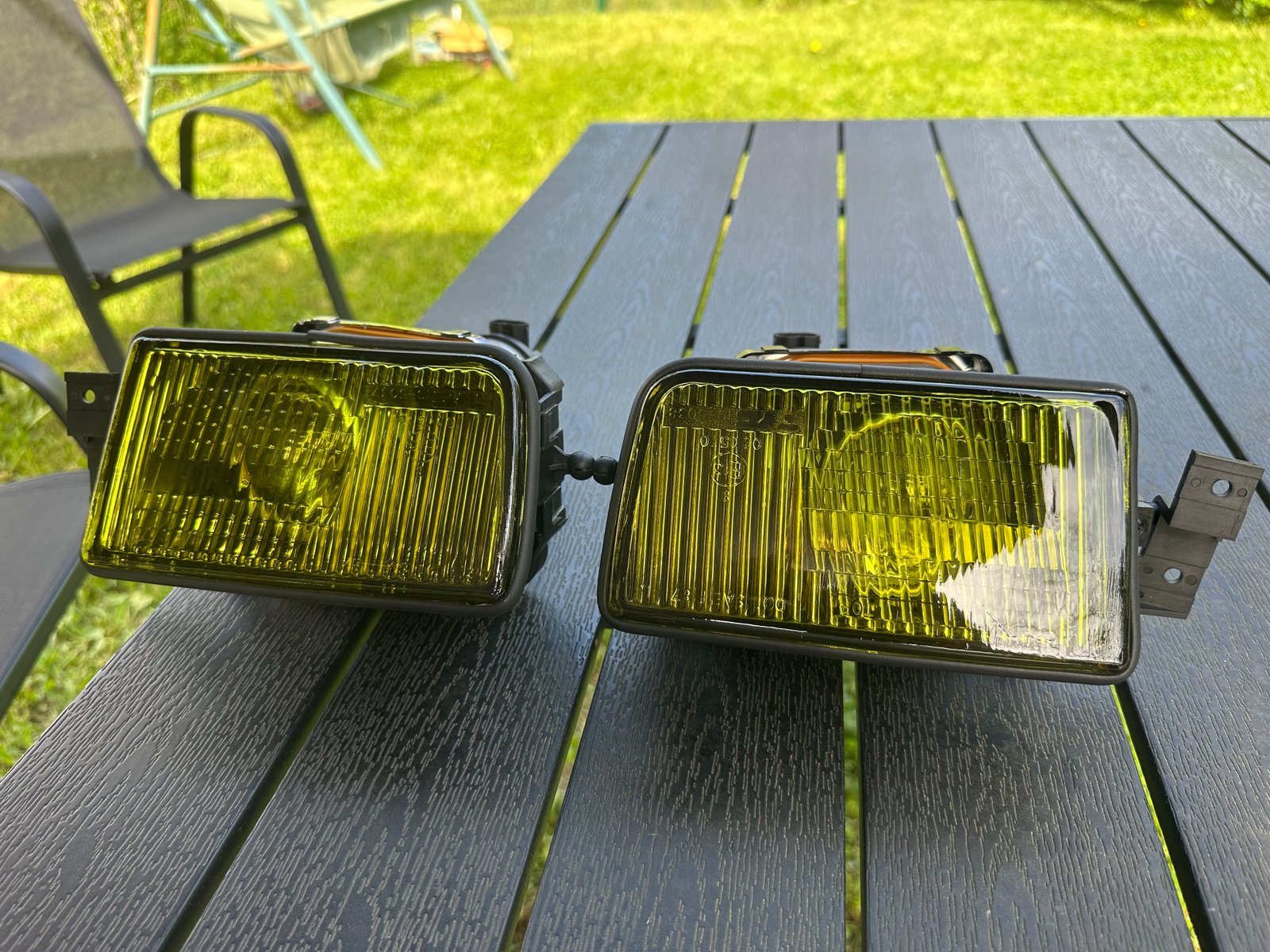 BMW E34 Yellow Euro Fog Lights L+R - Image 4